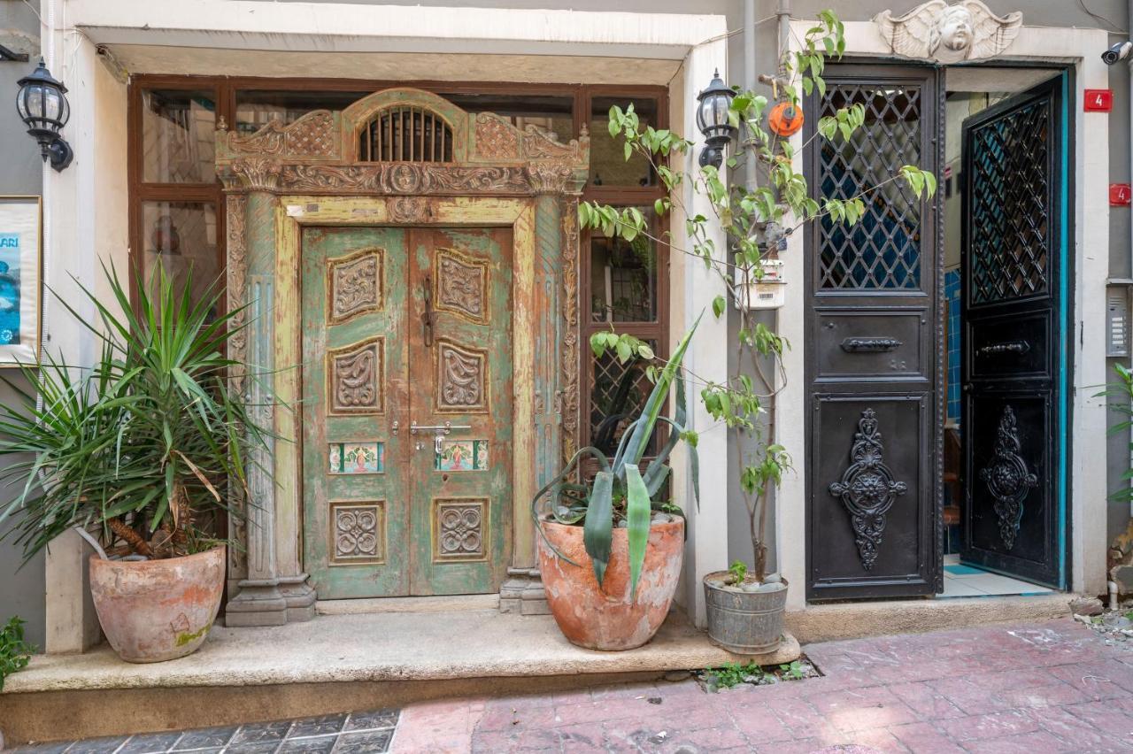 Taksim Antique Hotel Istanboel Buitenkant foto