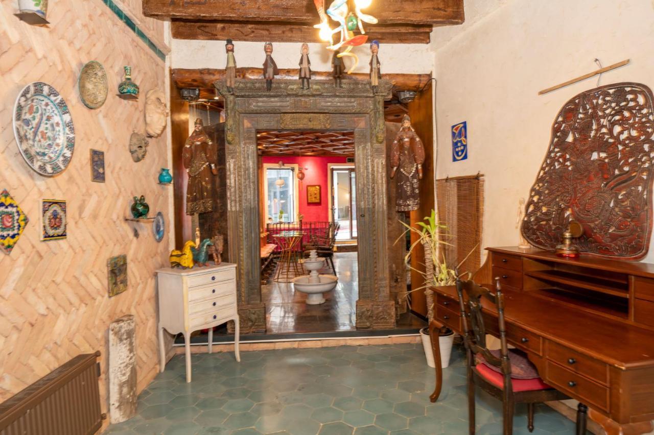 Taksim Antique Hotel Istanboel Buitenkant foto