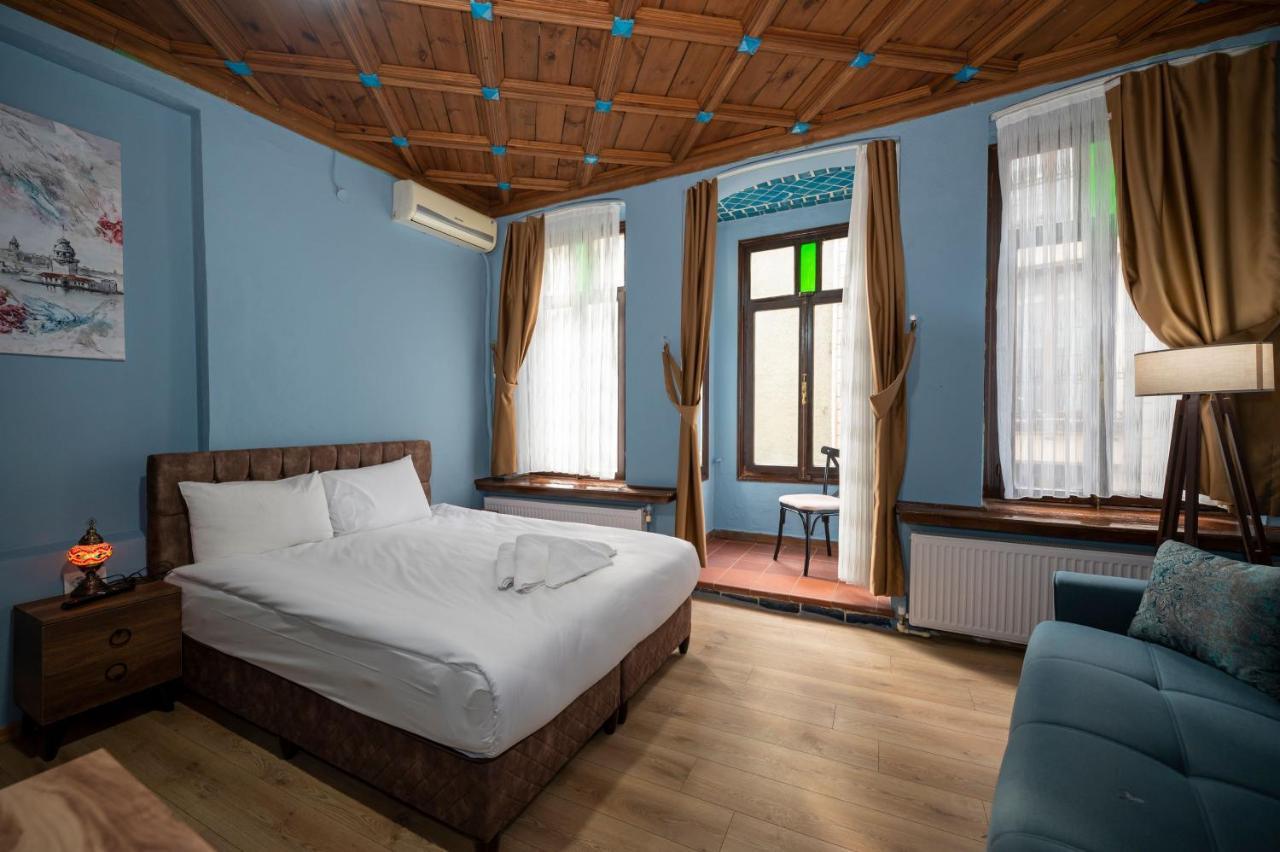 Taksim Antique Hotel Istanboel Buitenkant foto