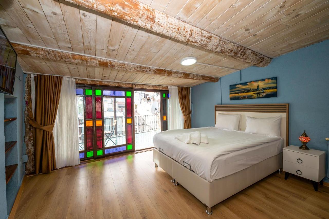 Taksim Antique Hotel Istanboel Buitenkant foto