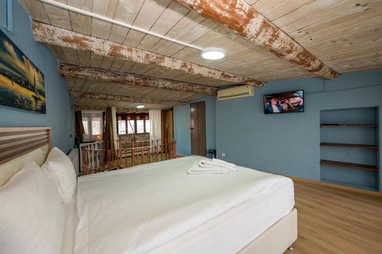Taksim Antique Hotel Istanboel Buitenkant foto