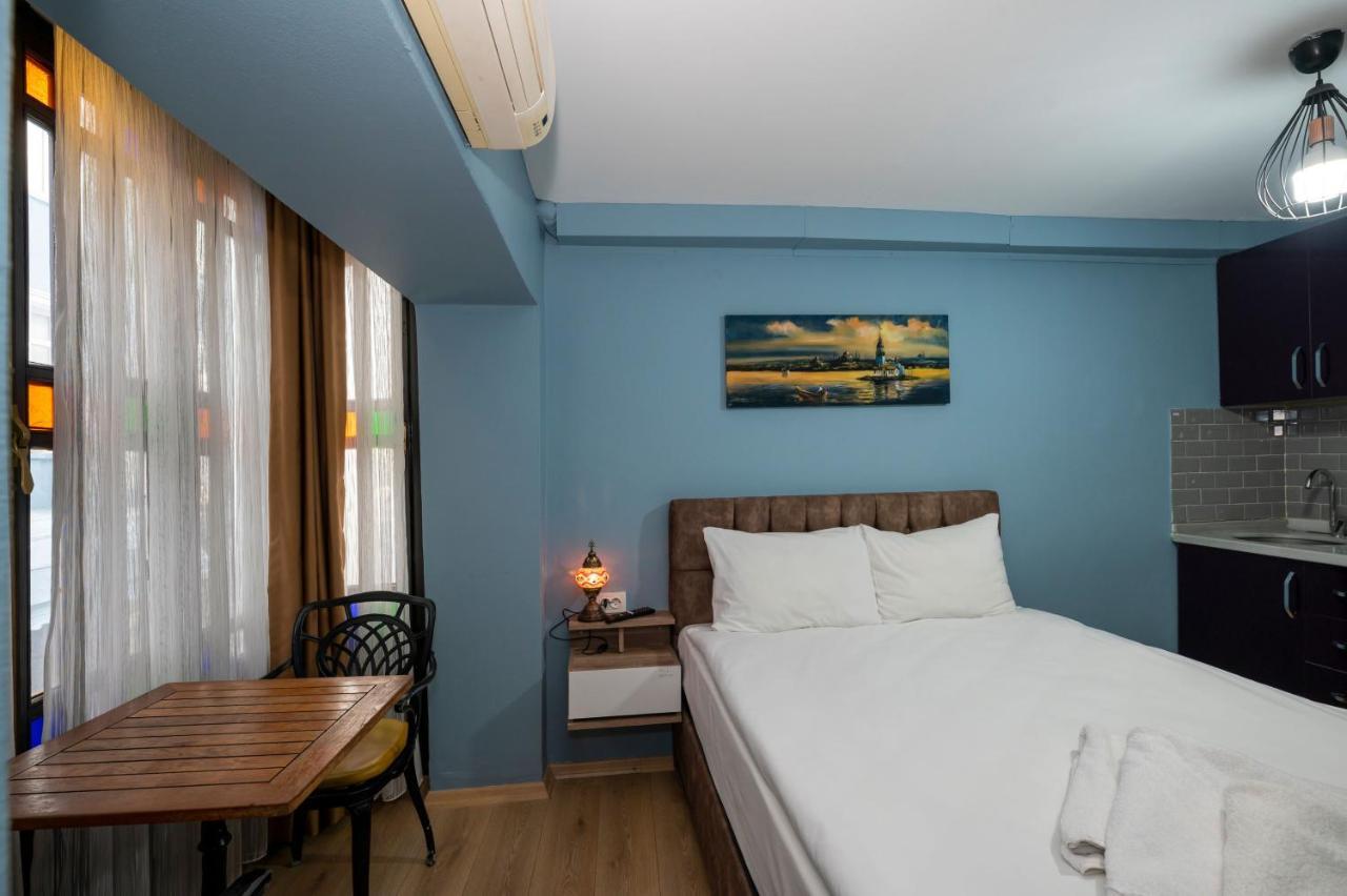 Taksim Antique Hotel Istanboel Buitenkant foto