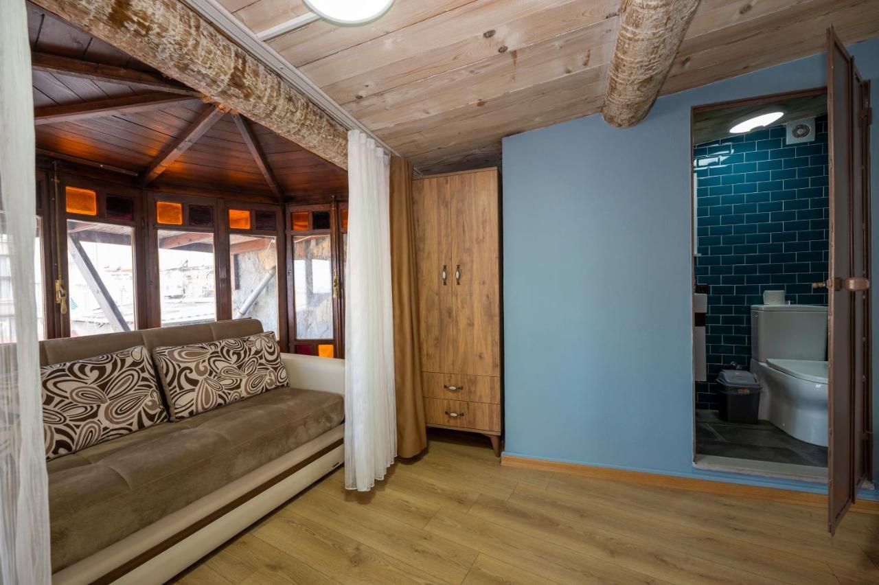 Taksim Antique Hotel Istanboel Buitenkant foto